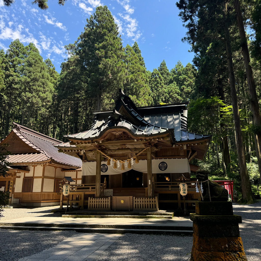 宇宙へと伸びる光の柱/栃木県